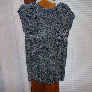 Woman's sleeveless sweater